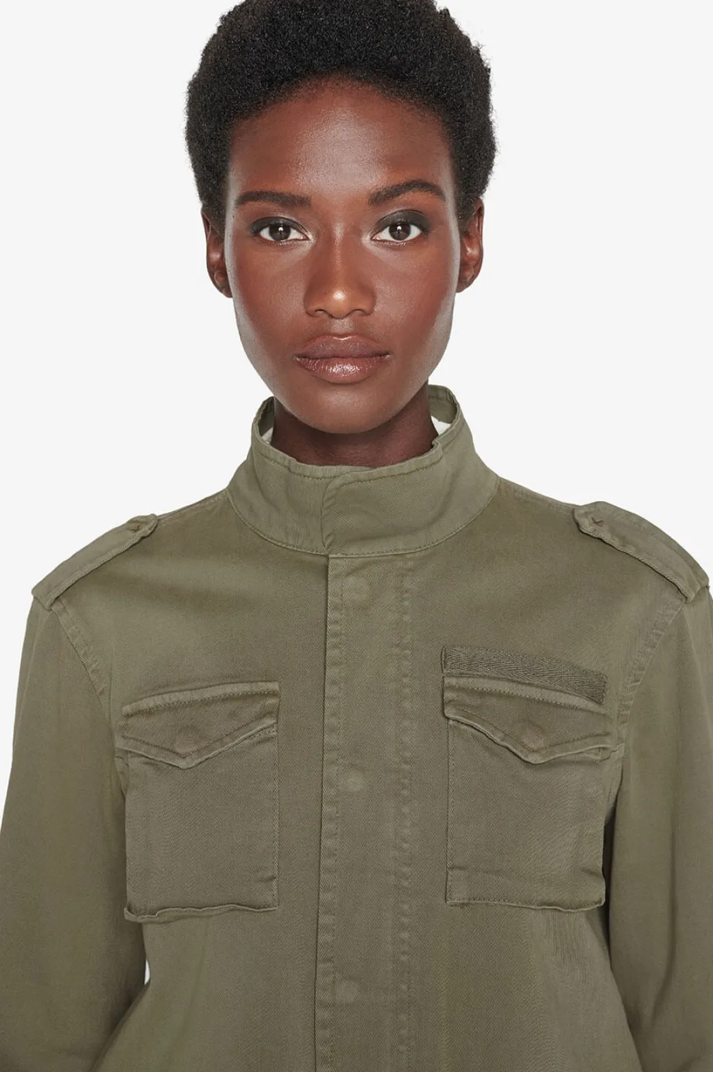 anine_bing_army_jacket_gr_2.webp Anine Bing Army Jacket grøn