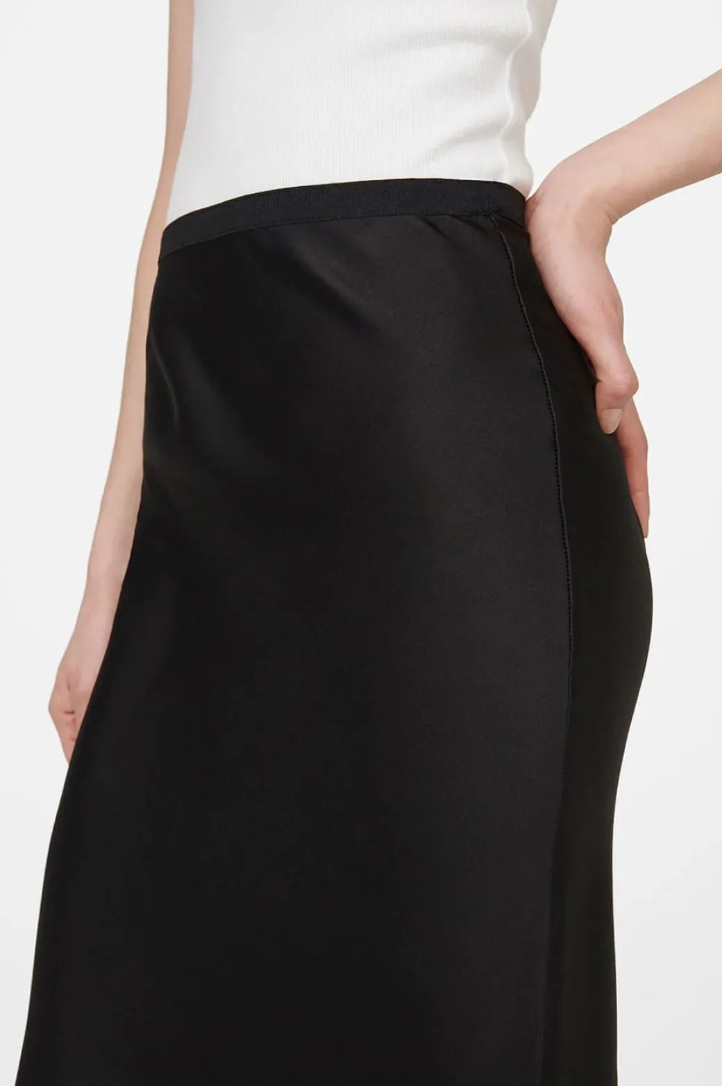 anine_bing_bar_silk_skirt_3.webp Anine Bing BAR SILK SKIRT