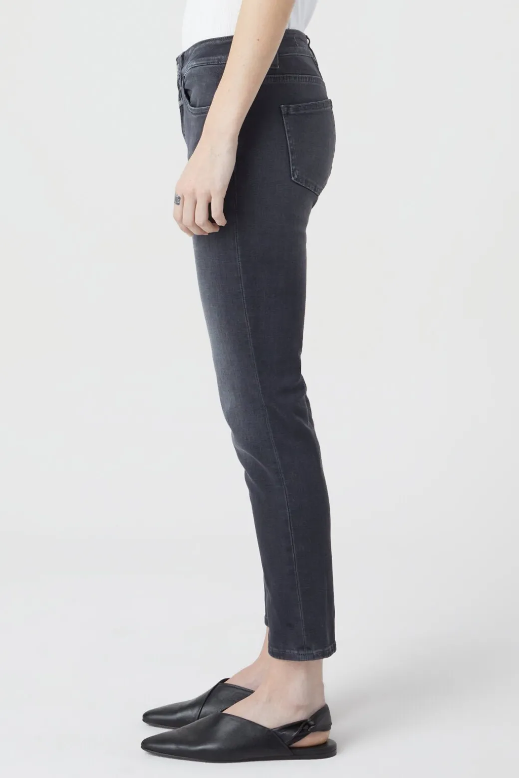closed_baker_jeans_dark_g_0.webp Closed Baker Jeans Dark Grey