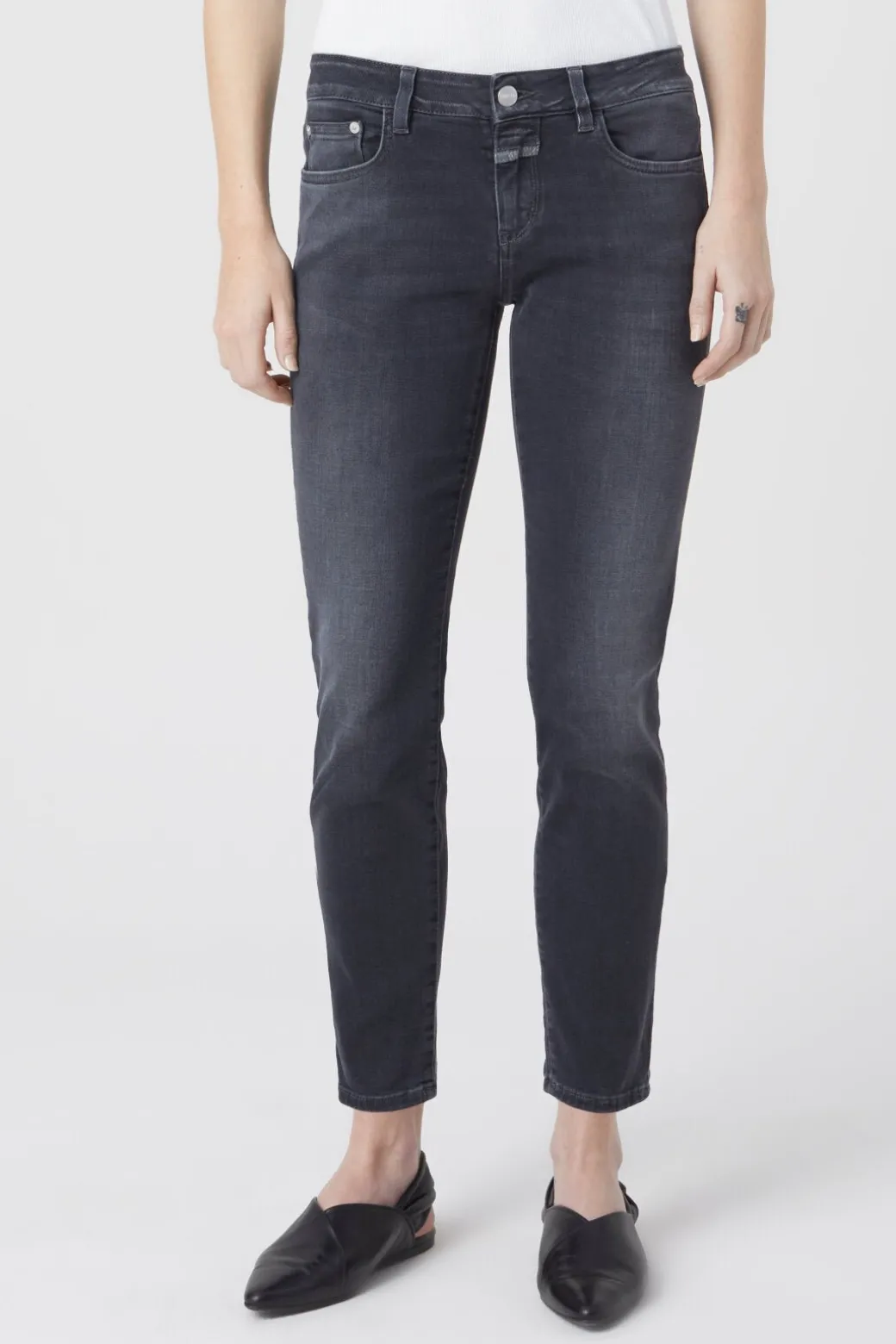 closed_baker_jeans_dark_g_1.webp Closed Baker Jeans Dark Grey