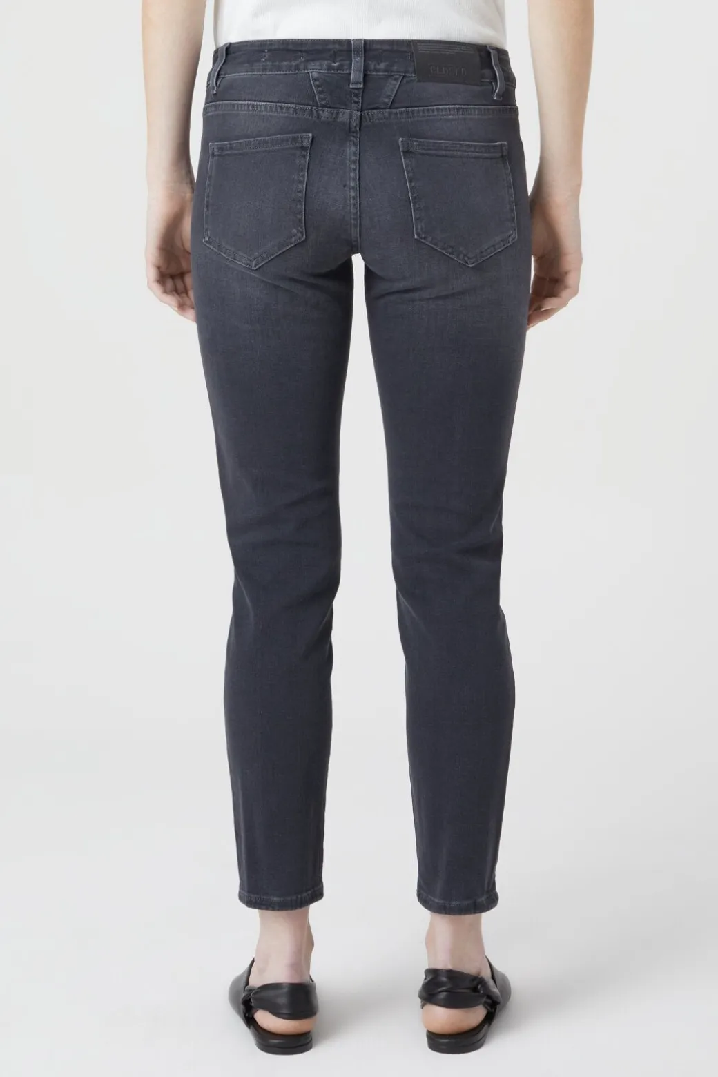 closed_baker_jeans_dark_g_2.webp Closed Baker Jeans Dark Grey