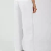 Reiko Chino Lio White